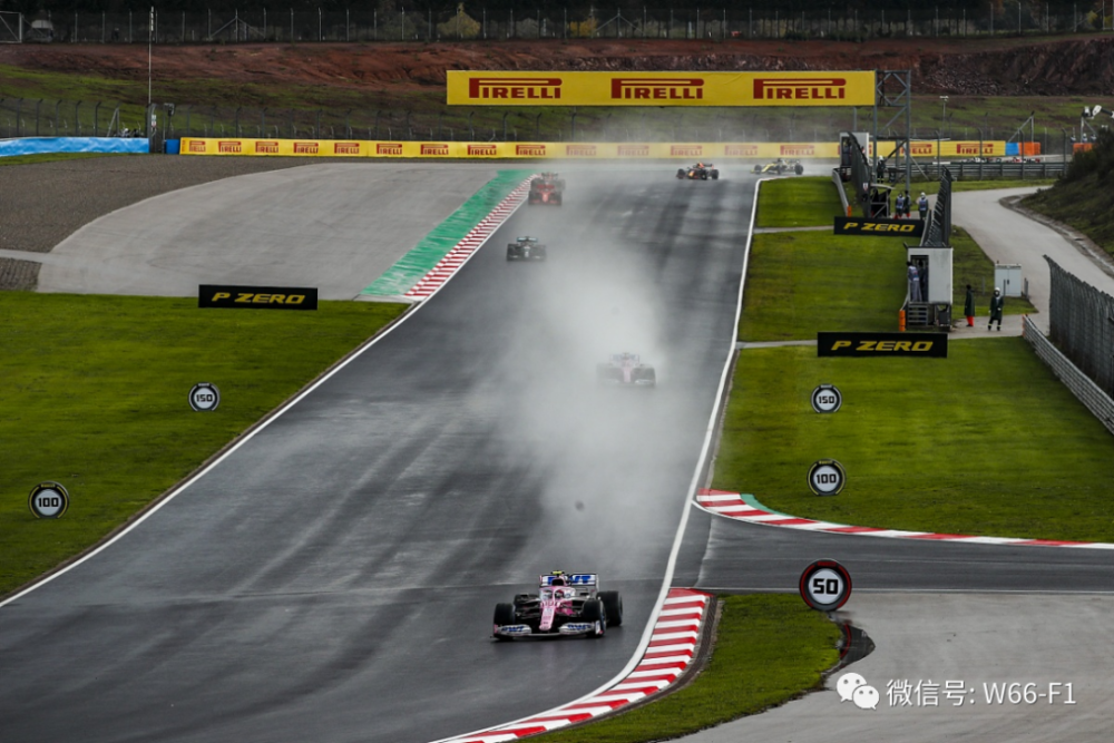  兰斯雨战展现铁血精神，湿滑场地难阻取胜决心