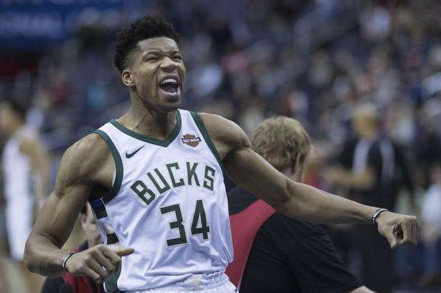  字母哥暴扣统治内线，雄鹿轻取活塞迎连胜  